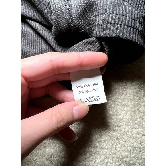 NWT Shein Black Off-Shoulder Lettuce Trim Top | Small - Picture 4 of 6